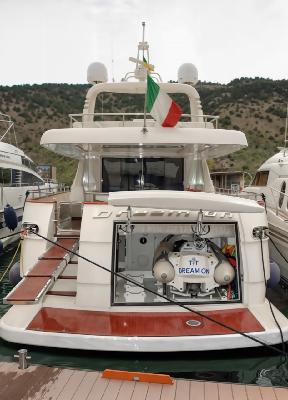 Luxurious refit of the "Dream On" yacht by OSNOVA.YACHTS